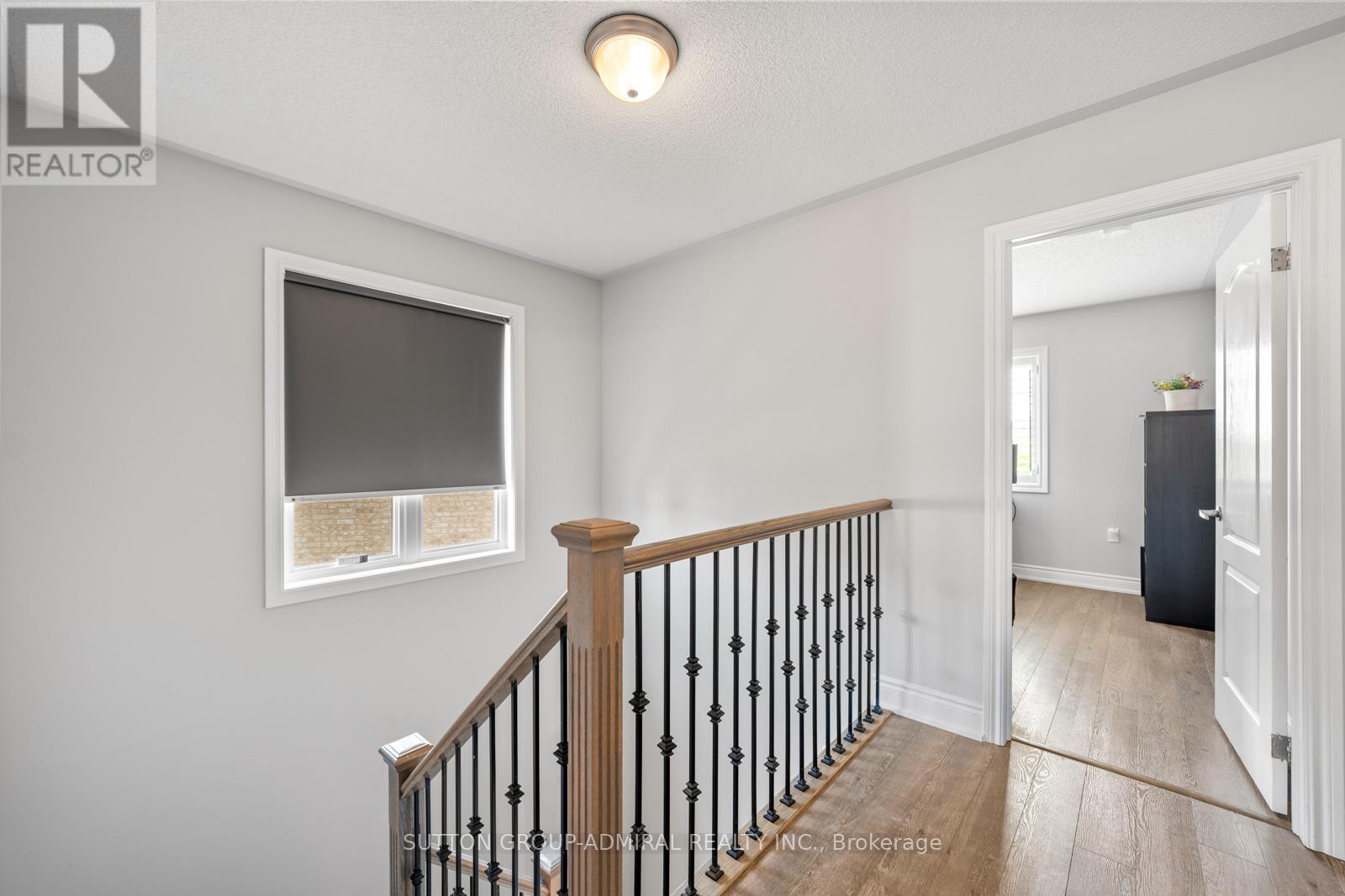 186 Romanelli Crescent, Bradford West Gwillimbury (Bradford), Ontario  L3Z 0X6 - Photo 20 - N12196209