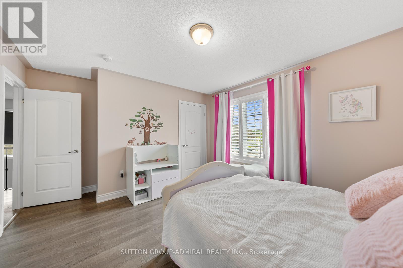 186 Romanelli Crescent, Bradford West Gwillimbury (Bradford), Ontario  L3Z 0X6 - Photo 26 - N12196209