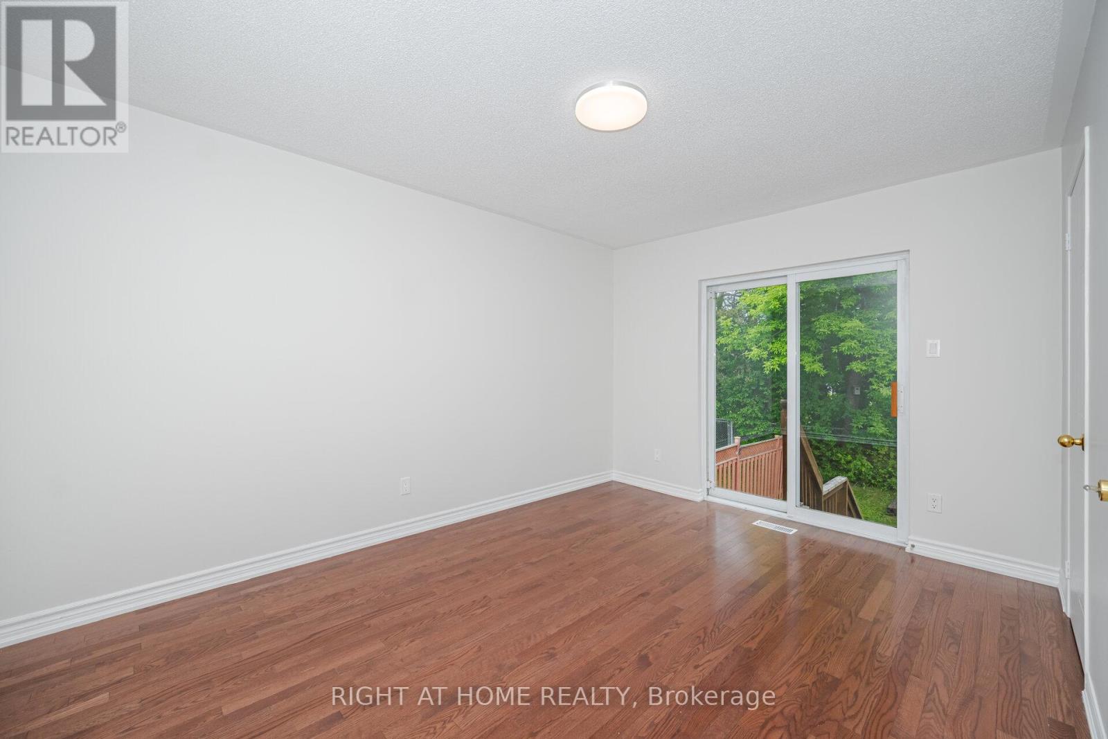 75 Kate Aitken Crescent, New Tecumseth (Beeton), Ontario  L0G 1A0 - Photo 12 - N12196220