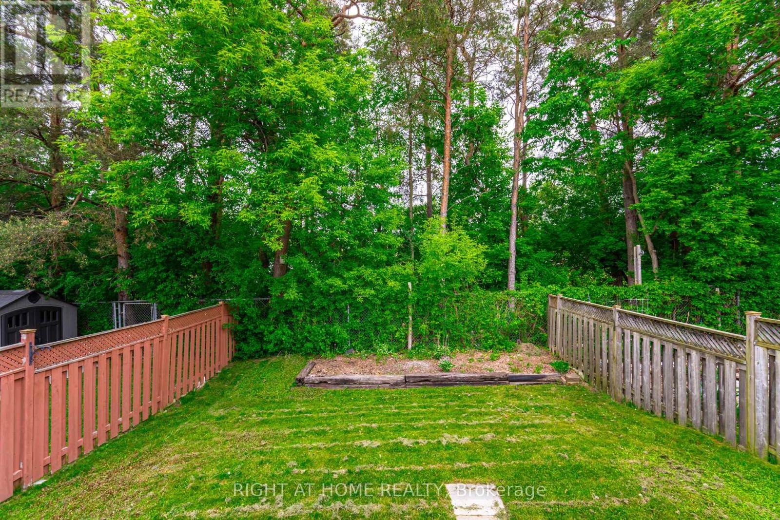 75 Kate Aitken Crescent, New Tecumseth (Beeton), Ontario  L0G 1A0 - Photo 32 - N12196220