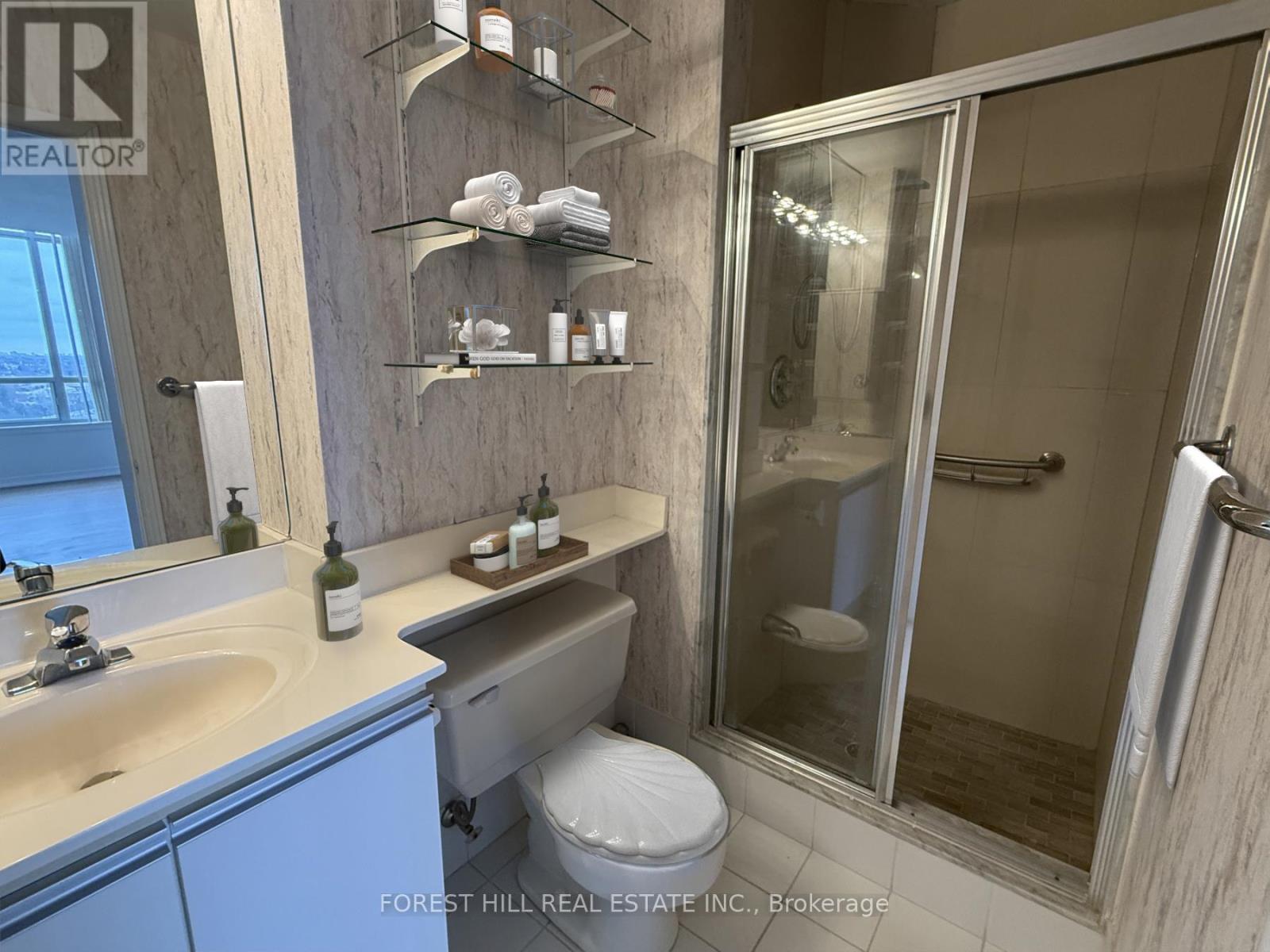 Ph109 - 7250 Yonge Street, Vaughan (Crestwood-Springfarm-Yorkhill), Ontario  L4J 7X1 - Photo 11 - N12196261