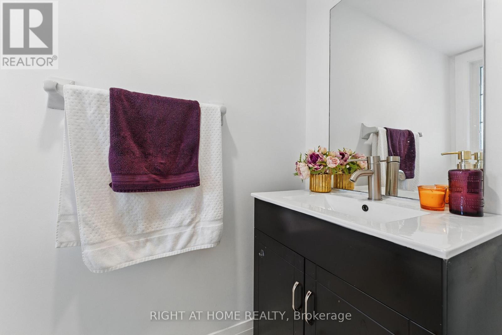 149 Coleridge Drive, Newmarket, Ontario  L3X 2T4 - Photo 38 - N12183402