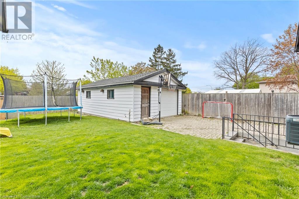 Property at 3 ELECTRA Court image 3