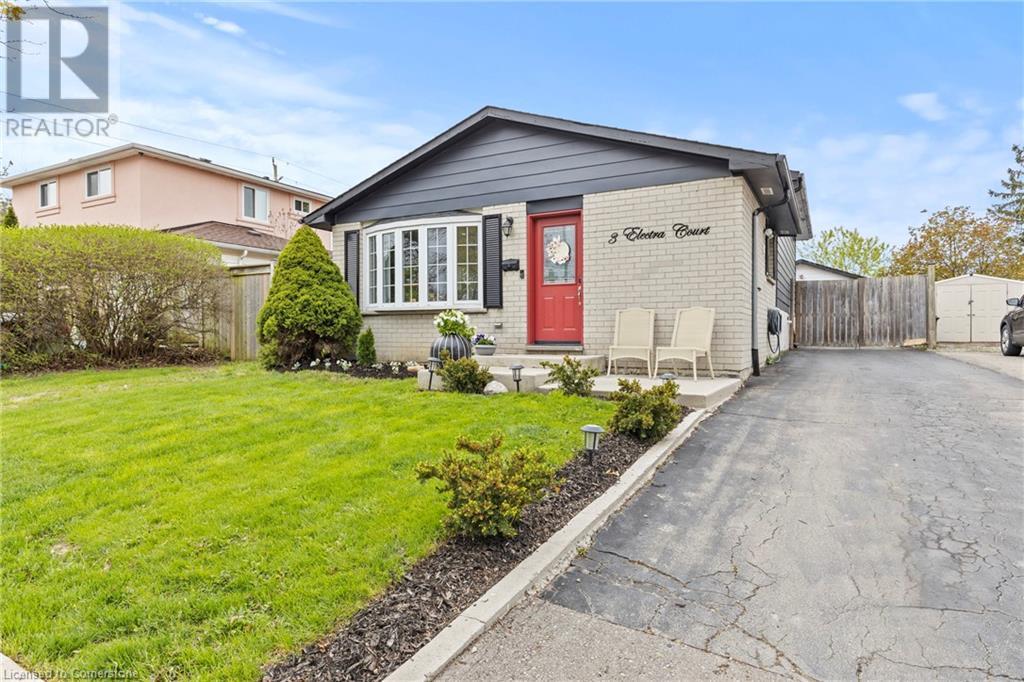 Property at 3 ELECTRA Court image 5
