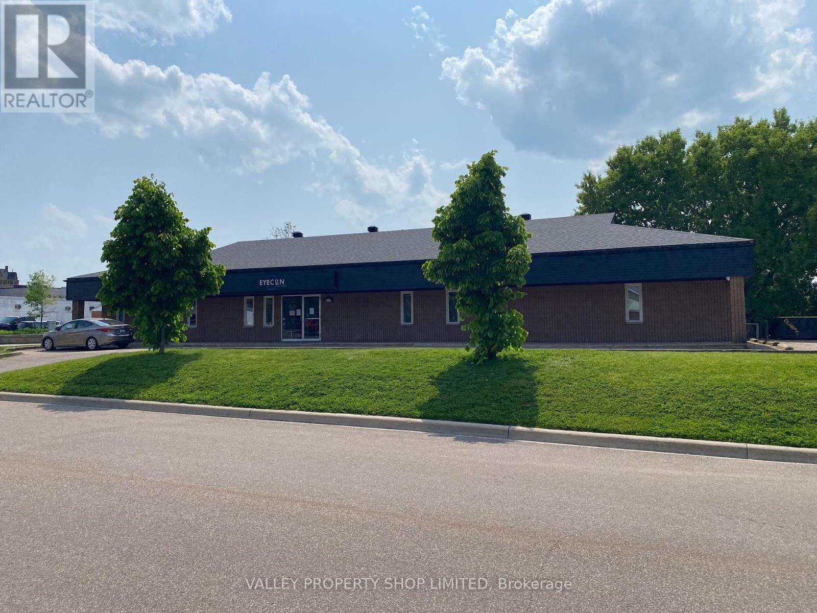 100 Victoria Street, Pembroke, Ontario  K8A 8E1 - Photo 19 - X12004212