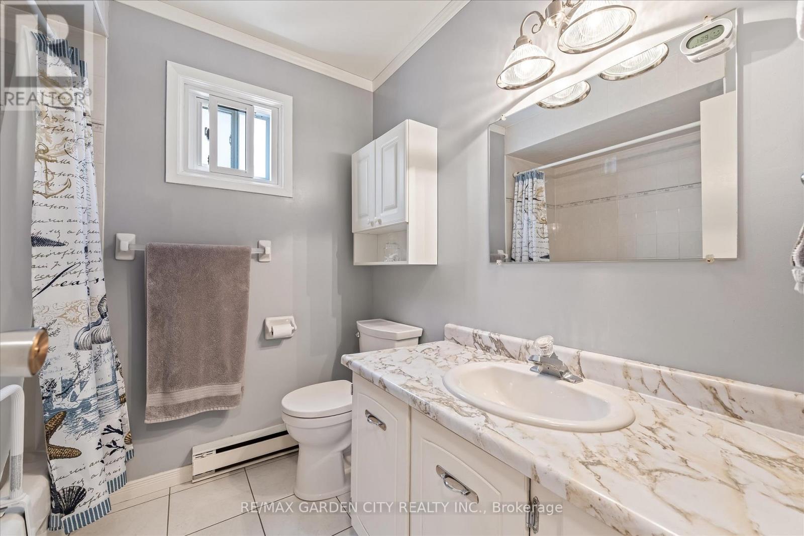 56 - 5005 Pinedale Avenue, Burlington, Ontario  L7L 5J6 - Photo 11 - W12196142