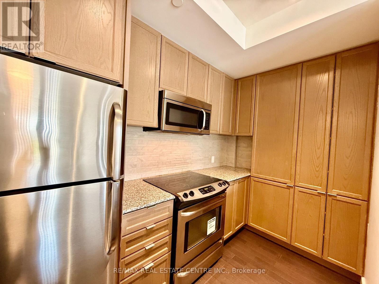 306 - 5025 Harvard Road, Mississauga, Ontario  L5M 0W6 - Photo 10 - W12196177