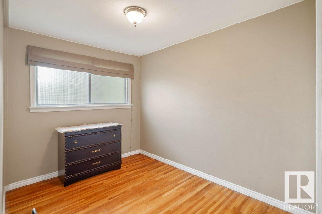 8658 77 St Nw, Edmonton, Alberta  T6C 2L8 - Photo 20 - E4440327
