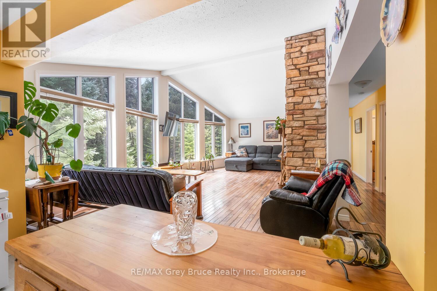 103 Lakewood Country Lane, Northern Bruce Peninsula, Ontario  N0H 1W0 - Photo 16 - X12056000
