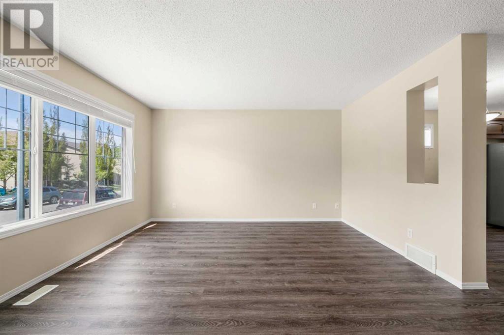 Property at 88 Cimarron Grove Close image 4
