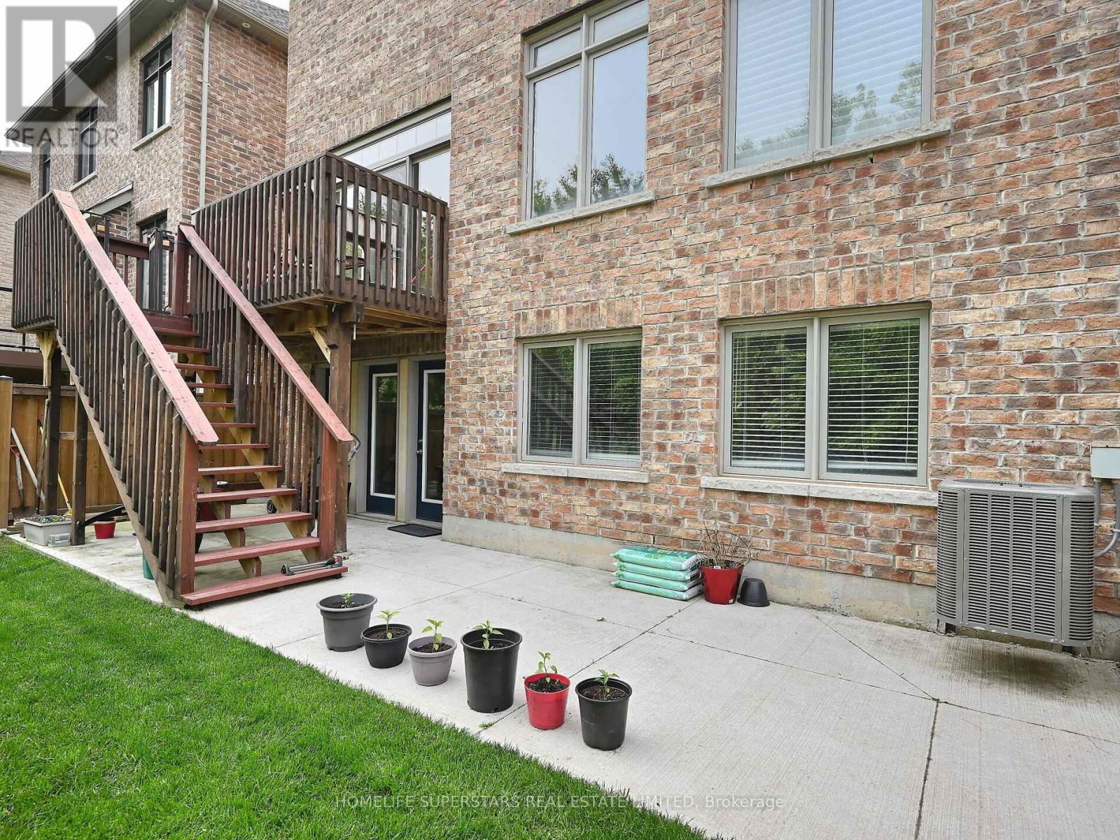 41 Provost Avenue, Brampton, Ontario  L6Y 6E8 - Photo 22 - W12194263