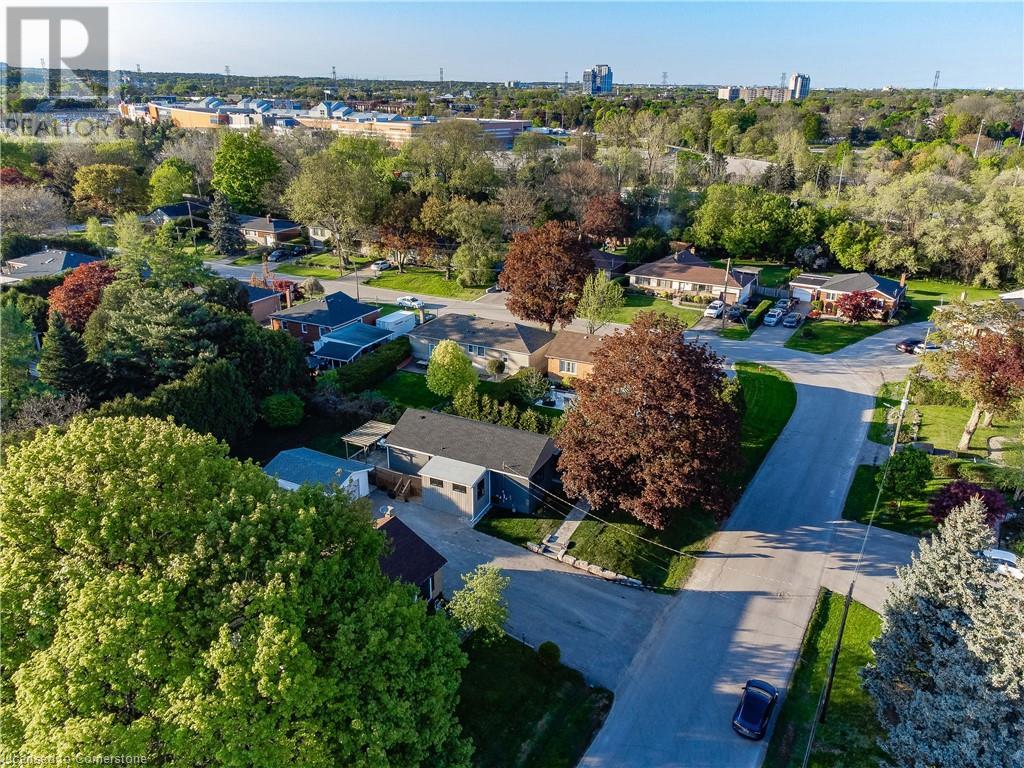 Property at 1041 SHEPHERD'S Drive image 4