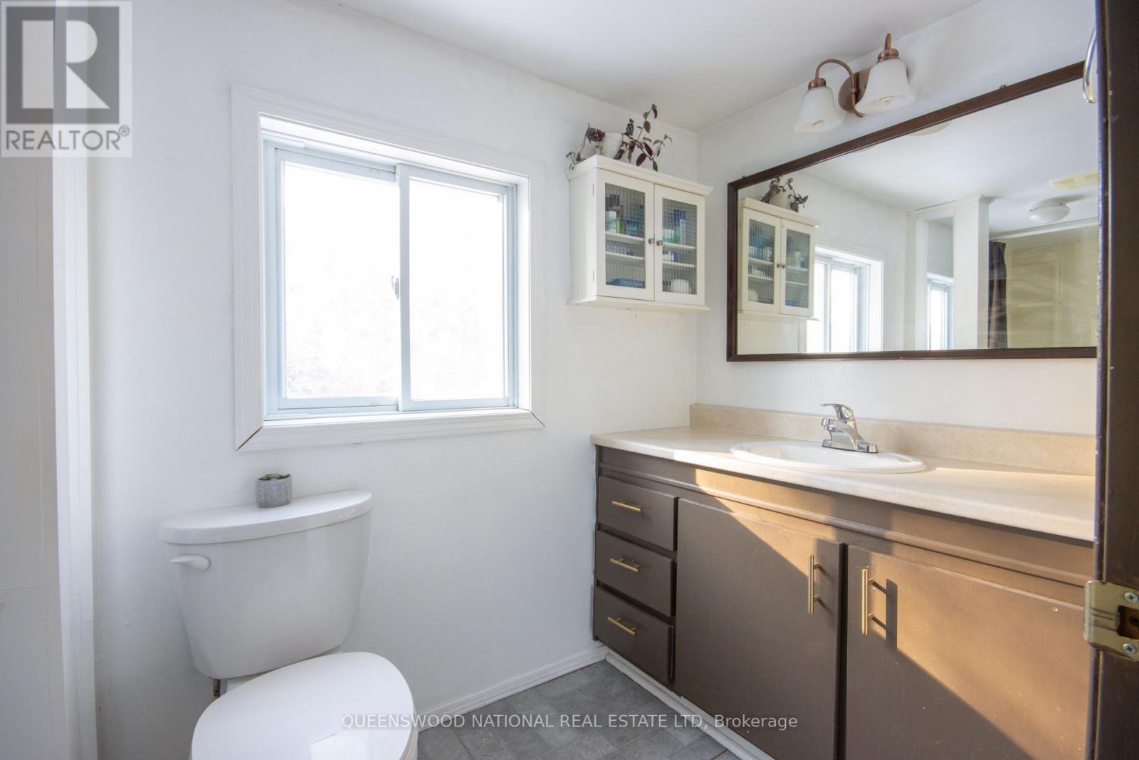 23 Sprucedale Avenue W, Madawaska Valley, Ontario  K0J 1B0 - Photo 15 - X11893280