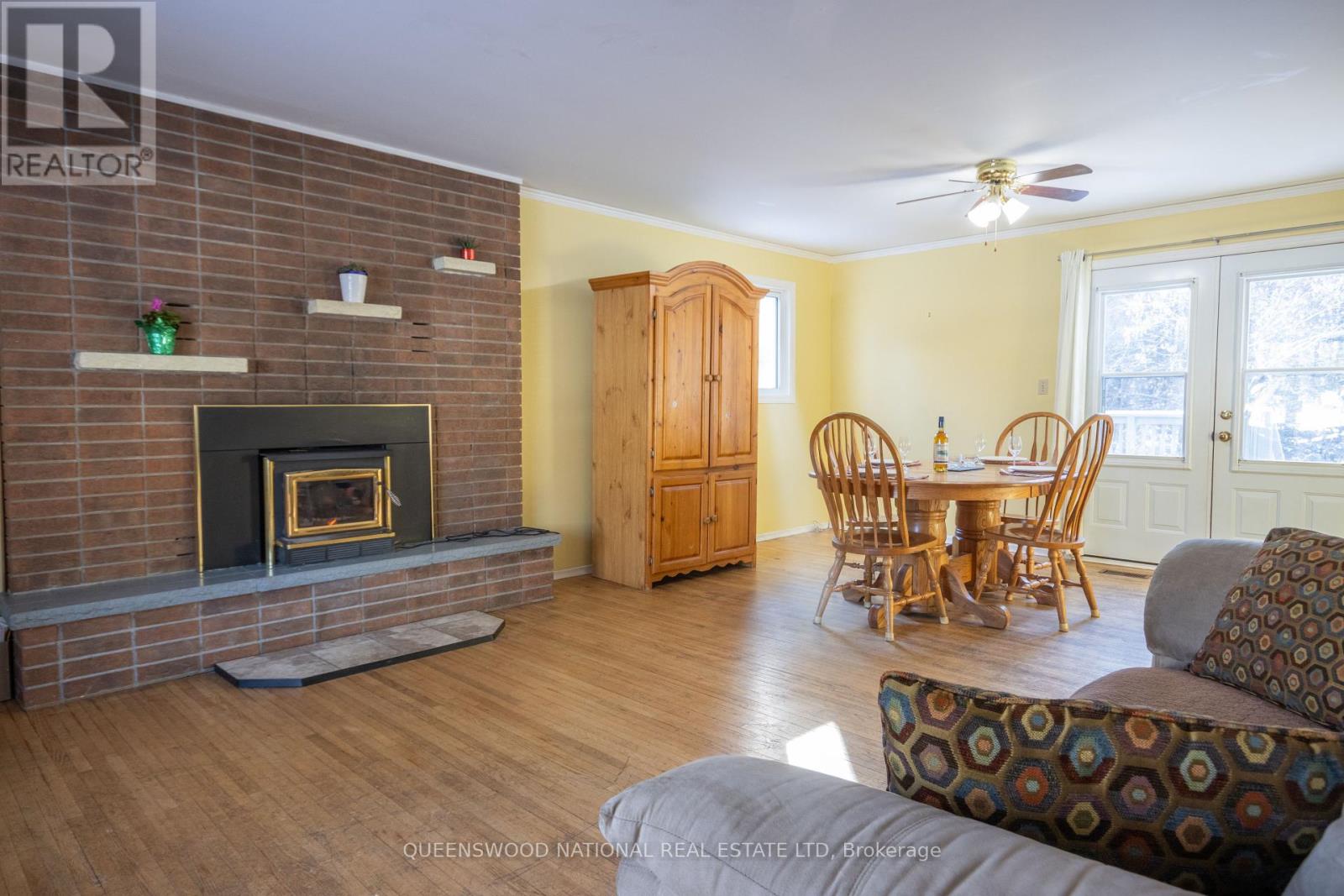 23 Sprucedale Avenue W, Madawaska Valley, Ontario  K0J 1B0 - Photo 6 - X11893280