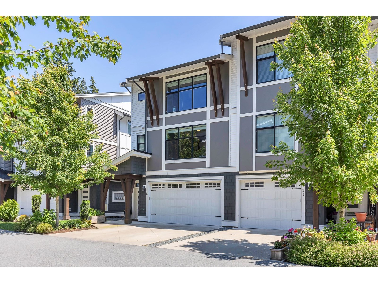 10 386 PINE AVENUE|Harrison Hot Springs, Harrison Hot Springs, British Columbia