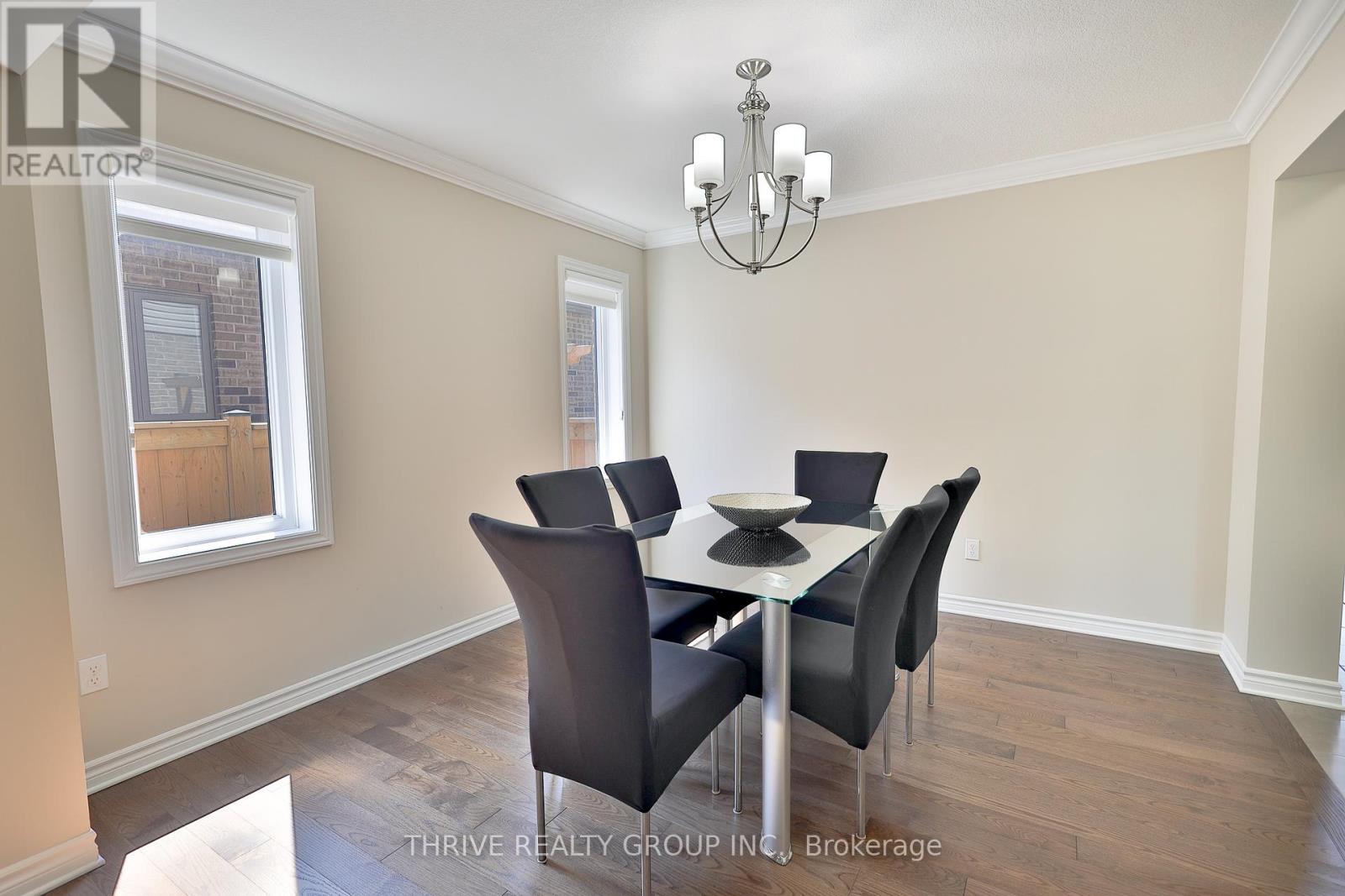 225 Norman Place, Strathroy-Caradoc, Ontario  N7G 0E6 - Photo 16 - X12196425