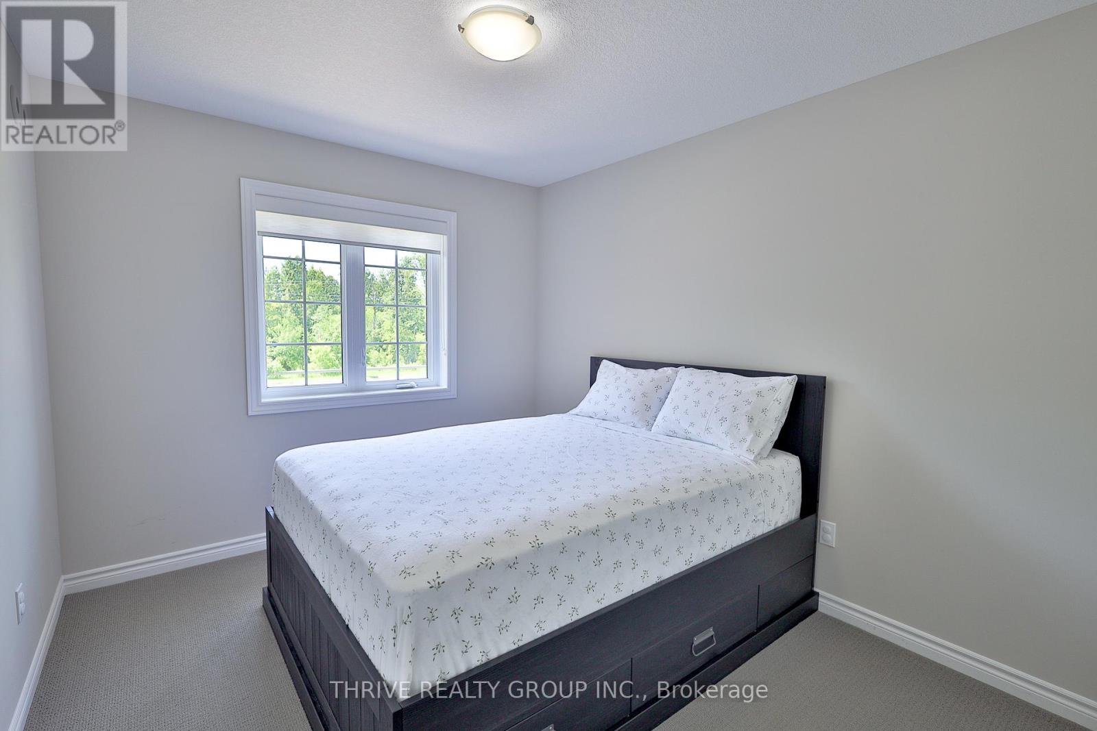 225 Norman Place, Strathroy-Caradoc, Ontario  N7G 0E6 - Photo 36 - X12196425