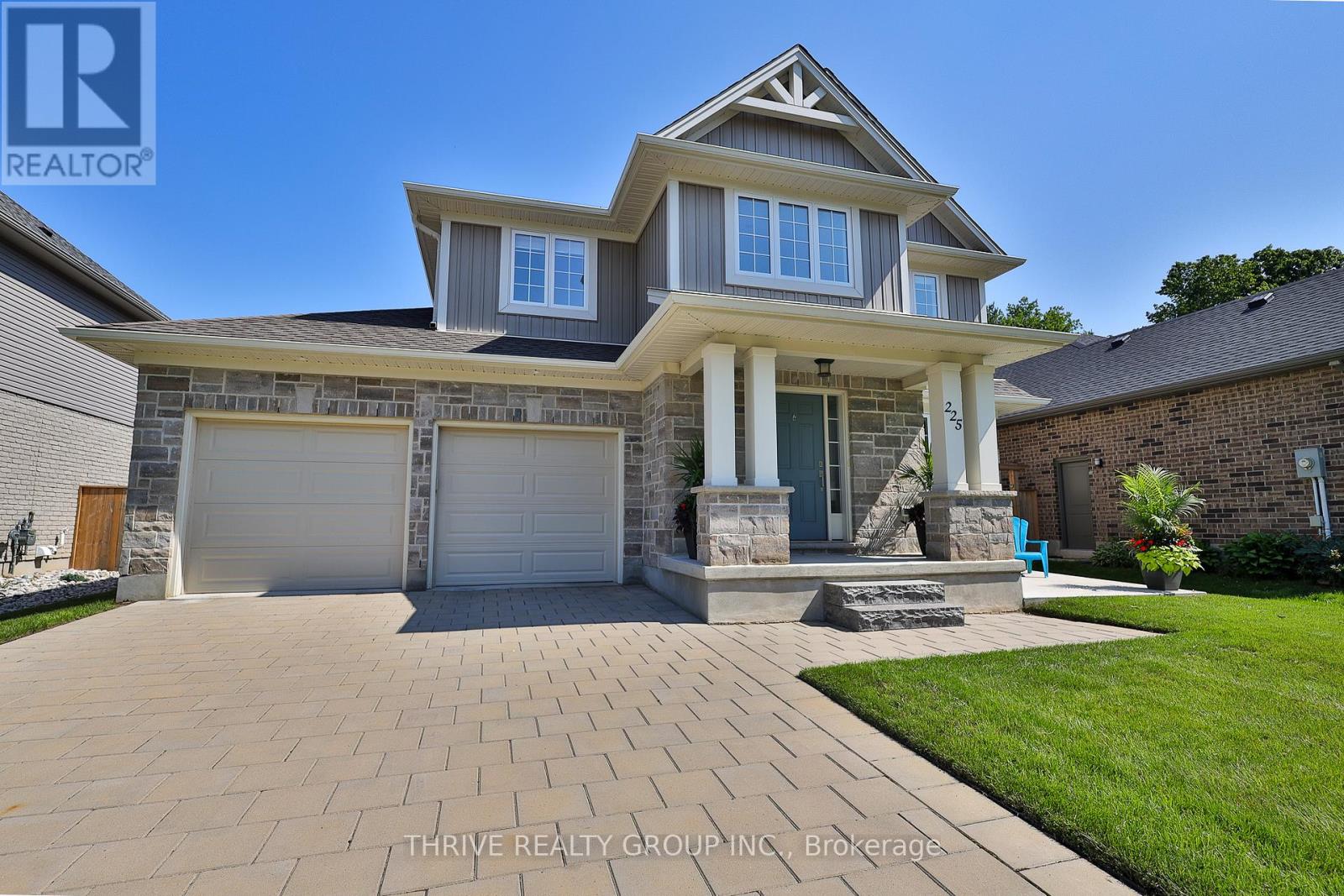 225 Norman Place, Strathroy-Caradoc, Ontario  N7G 0E6 - Photo 4 - X12196425