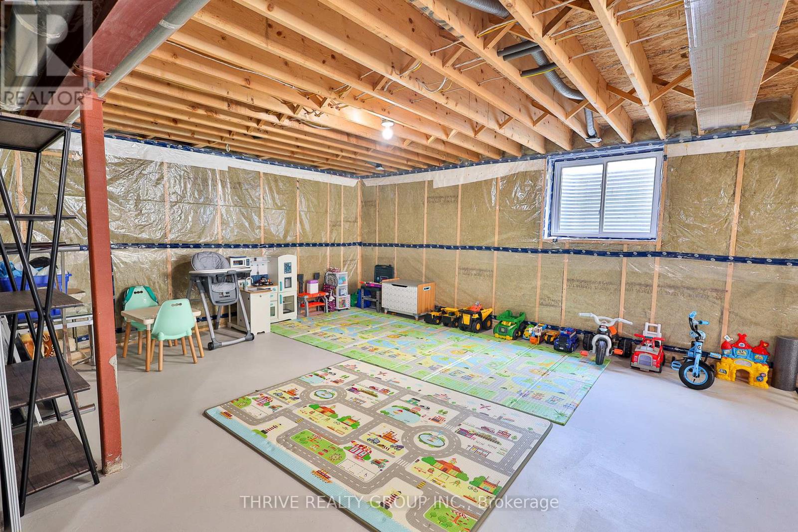 225 Norman Place, Strathroy-Caradoc, Ontario  N7G 0E6 - Photo 40 - X12196425