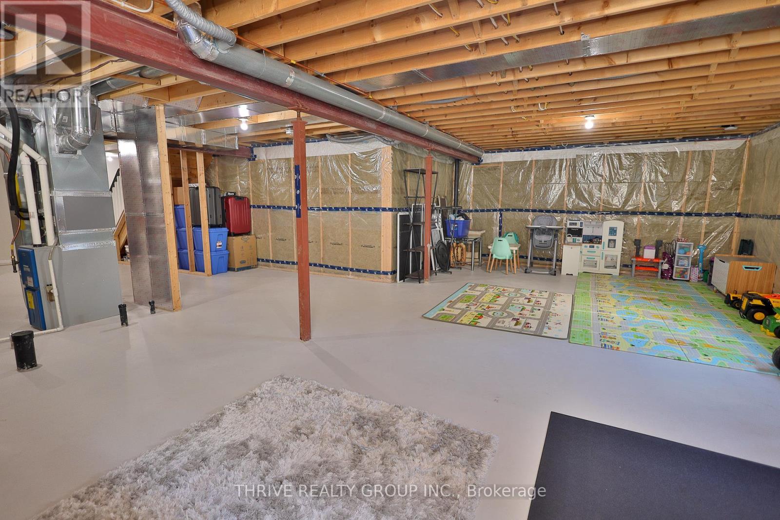 225 Norman Place, Strathroy-Caradoc, Ontario  N7G 0E6 - Photo 43 - X12196425