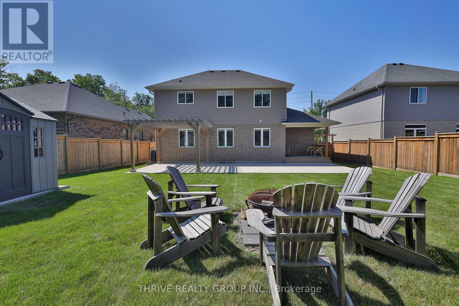 225 Norman Place, Strathroy-Caradoc, Ontario  N7G 0E6 - Photo 6 - X12196425