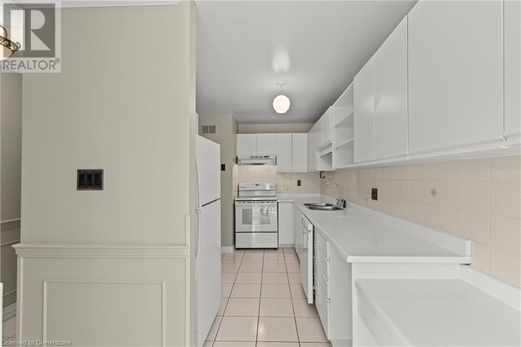 2205 South Millway Unit# 82, Mississauga, Ontario  L5L 3T2 - Photo 3 - 40737413