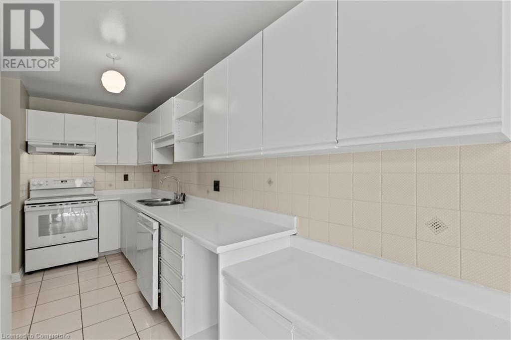 2205 South Millway Unit# 82, Mississauga, Ontario  L5L 3T2 - Photo 4 - 40737413