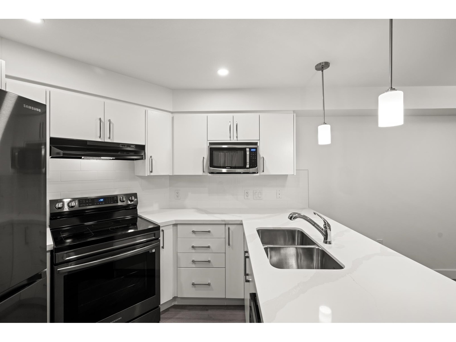 110 19730 56 Avenue, Langley, British Columbia  V3A 3X6 - Photo 14 - R2982025