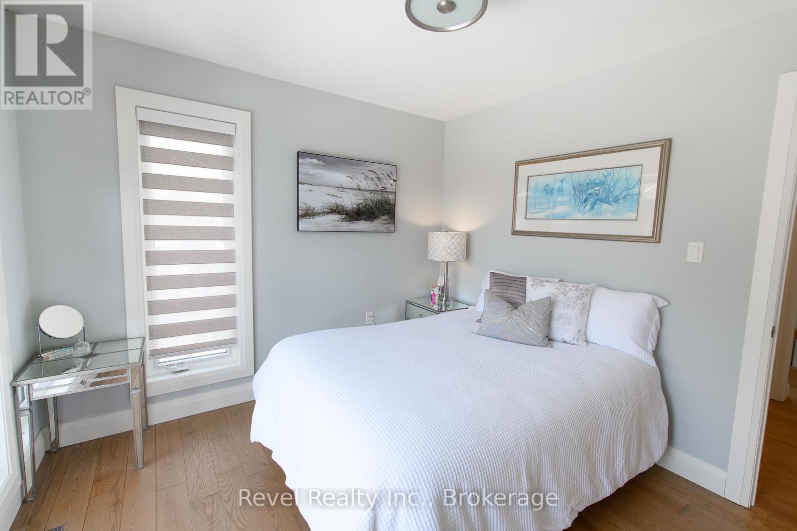 1911 Shore Lane, Wasaga Beach, Ontario  L9Z 1T8 - Photo 19 - S12193203
