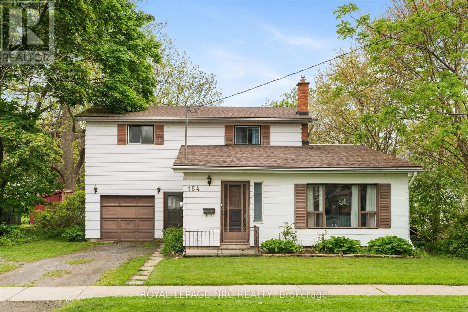 154 Dalhousie Avenue, St. Catharines, Ontario  L2N 4X7 - Photo 1 - X12196381