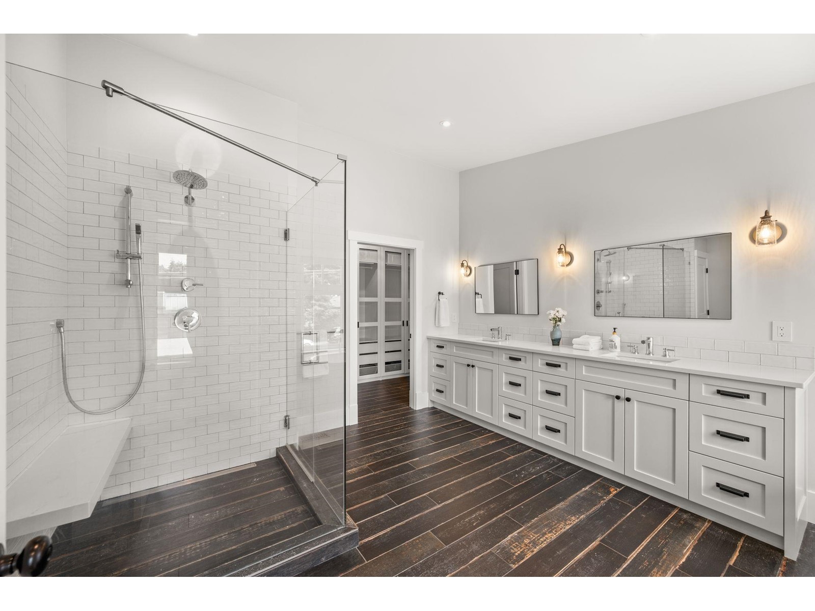 15682 Thrift Avenue, White Rock, British Columbia  V4B 2M4 - Photo 23 - R3008687