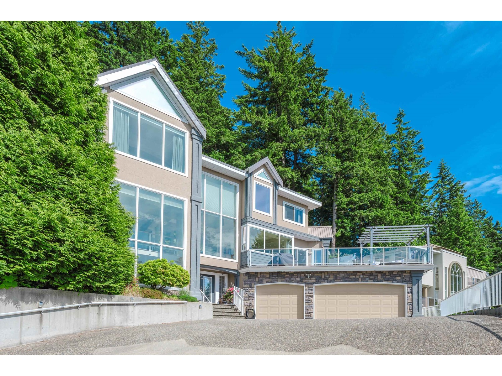 2582 ZURICH DRIVE, abbotsford, British Columbia