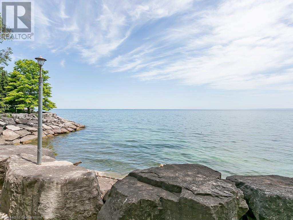 2190 Lakeshore Road Unit# 705, Burlington, Ontario  L7R 4K1 - Photo 27 - 40737604