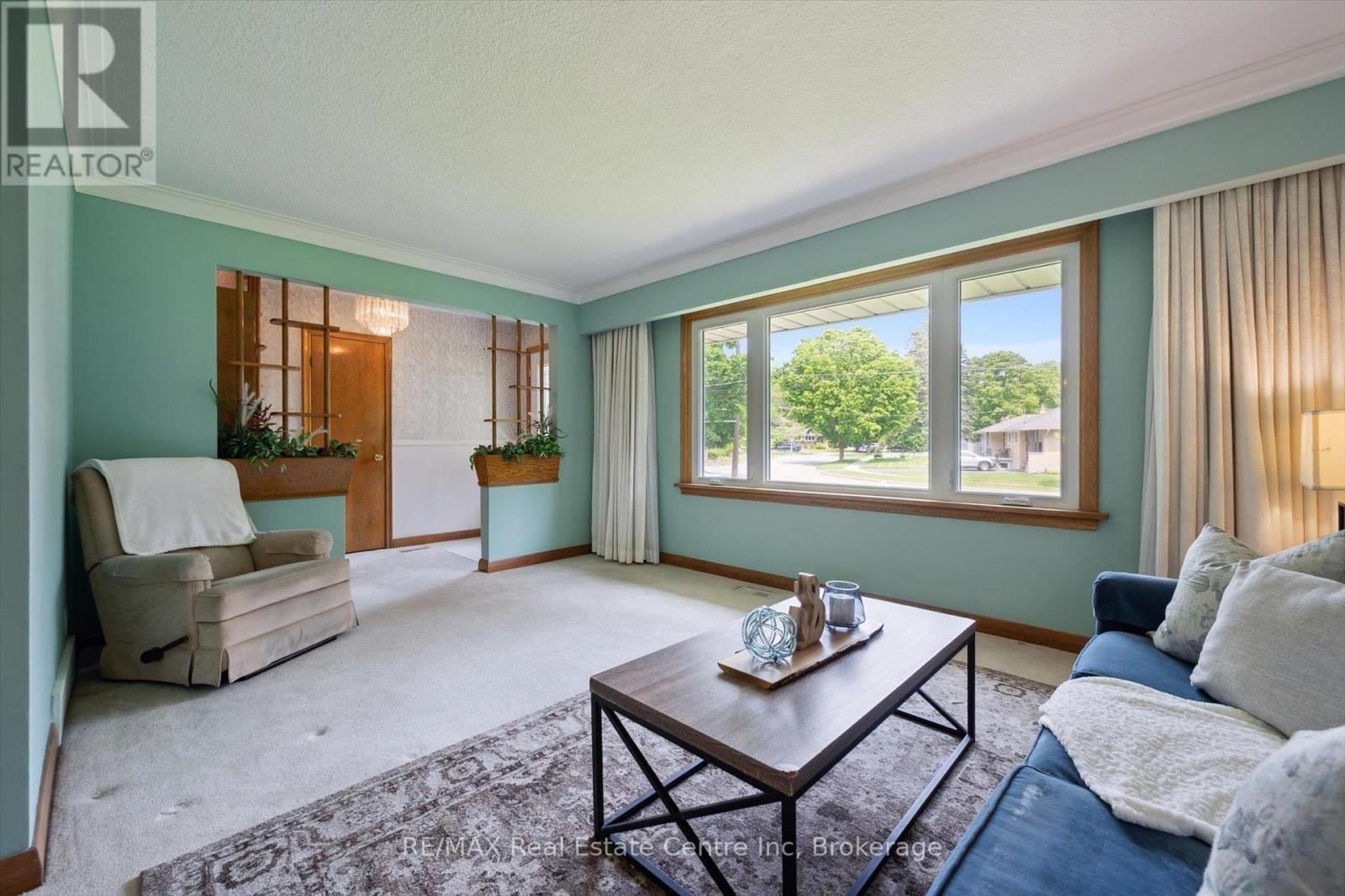 12 Gladstone Avenue, Guelph, Ontario  N1E 1L6 - Photo 3 - X12196371
