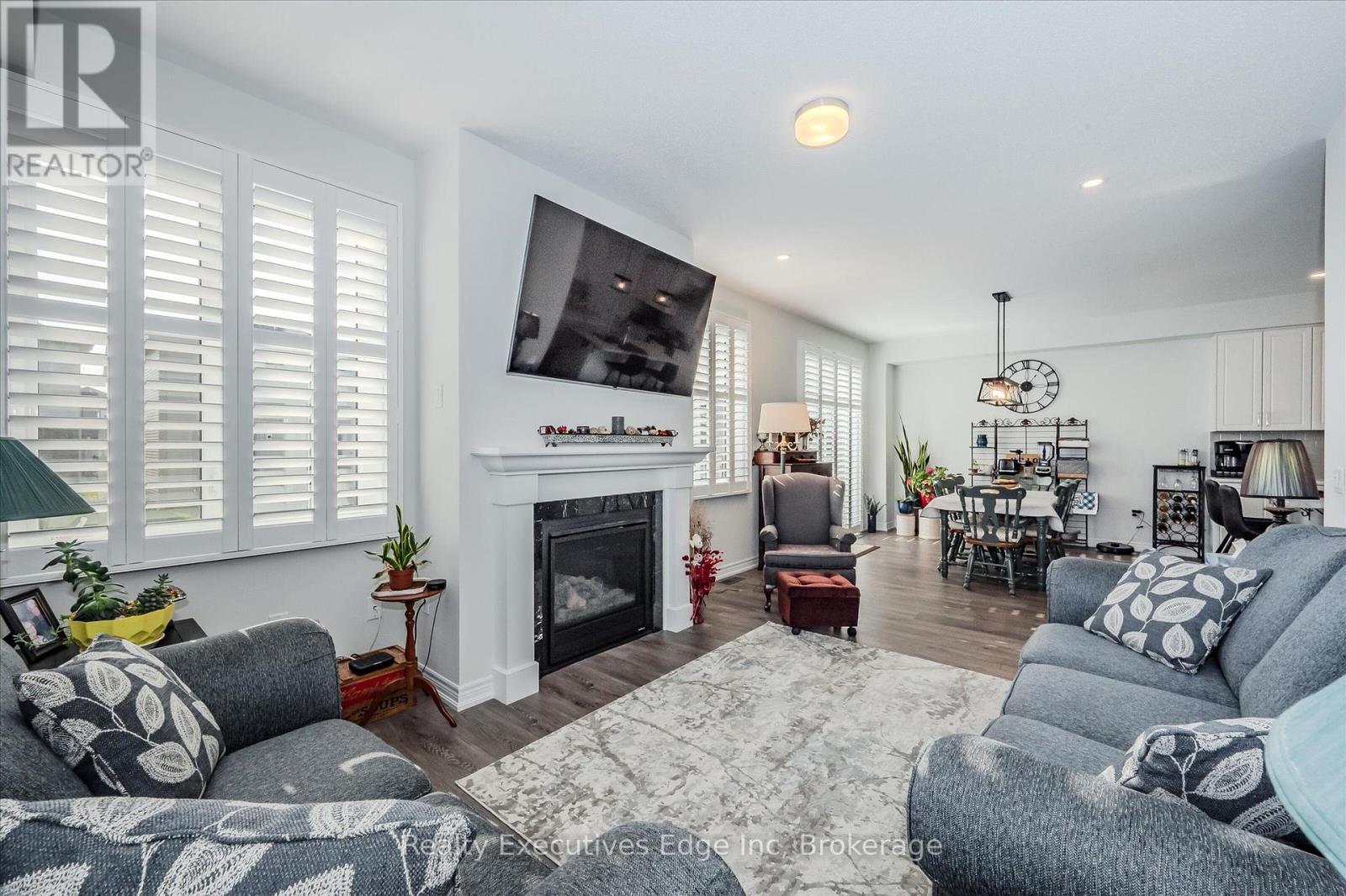 55 Povey Road, Centre Wellington (Fergus), Ontario  N1M 2W3 - Photo 9 - X12196377
