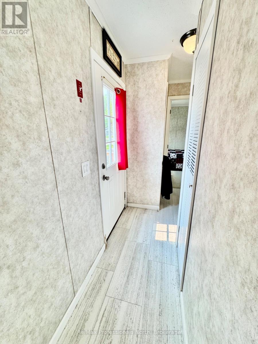 60 - 1007 Racoon Road, Gravenhurst, Ontario  P1P 0C3 - Photo 8 - X12196388