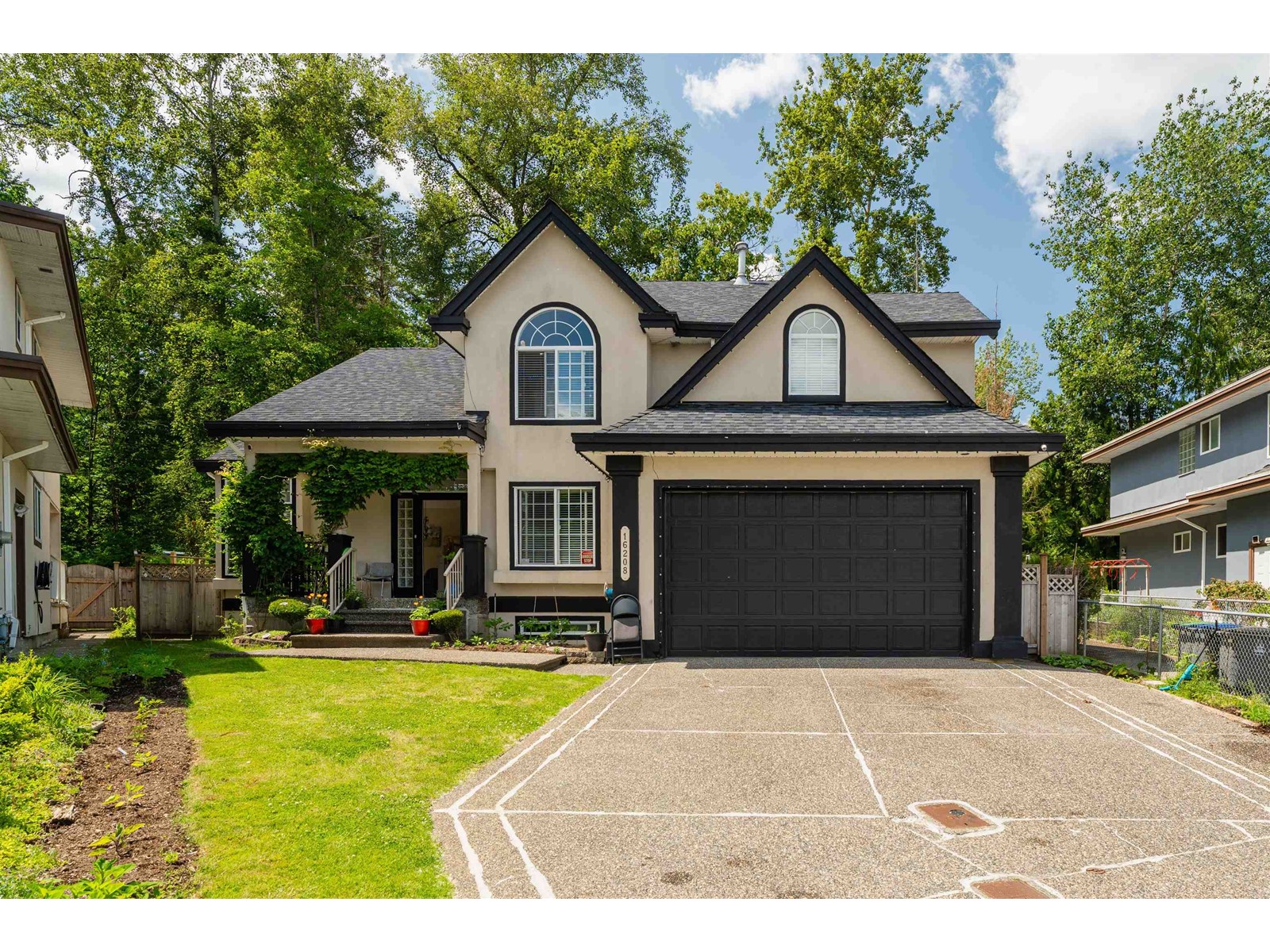 16208 93a Avenue, Surrey, British Columbia  V4N 4Z9 - Photo 1 - R3010007