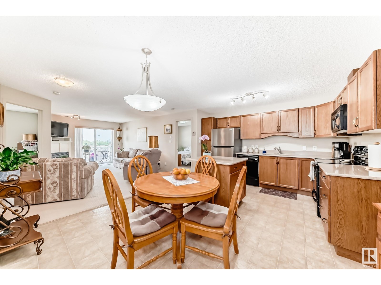Property at #435 16035 132 ST NW image 4