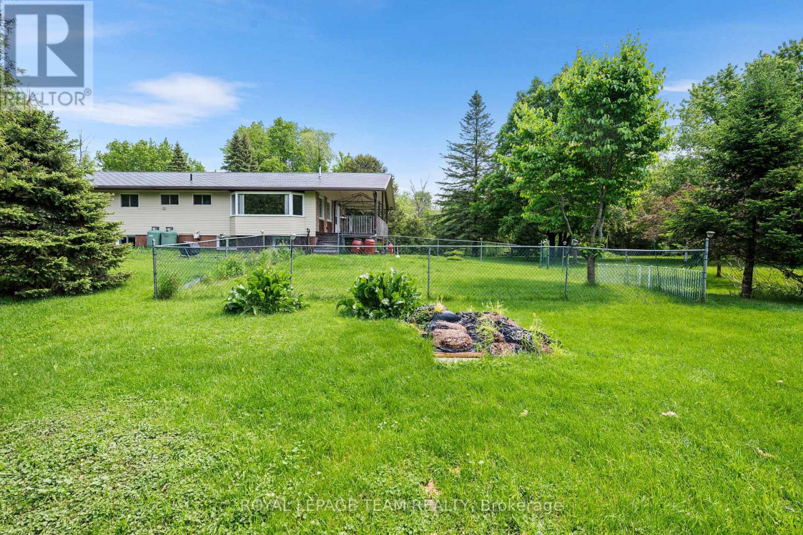 4740 Dunning Road, Ottawa, Ontario  K4B 1J1 - Photo 37 - X12196430