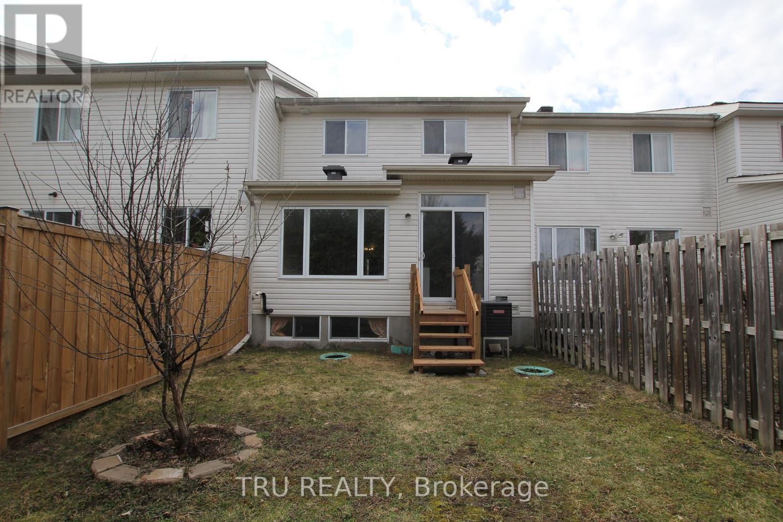 133 Kinross Private, Ottawa, Ontario  K2K 3P9 - Photo 35 - X12196433