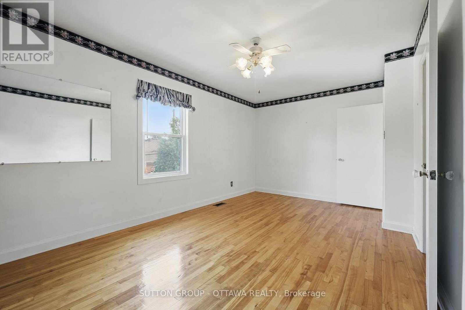 483 Wolffdale Crescent, Ottawa, Ontario  K1K 1N6 - Photo 24 - X12196469