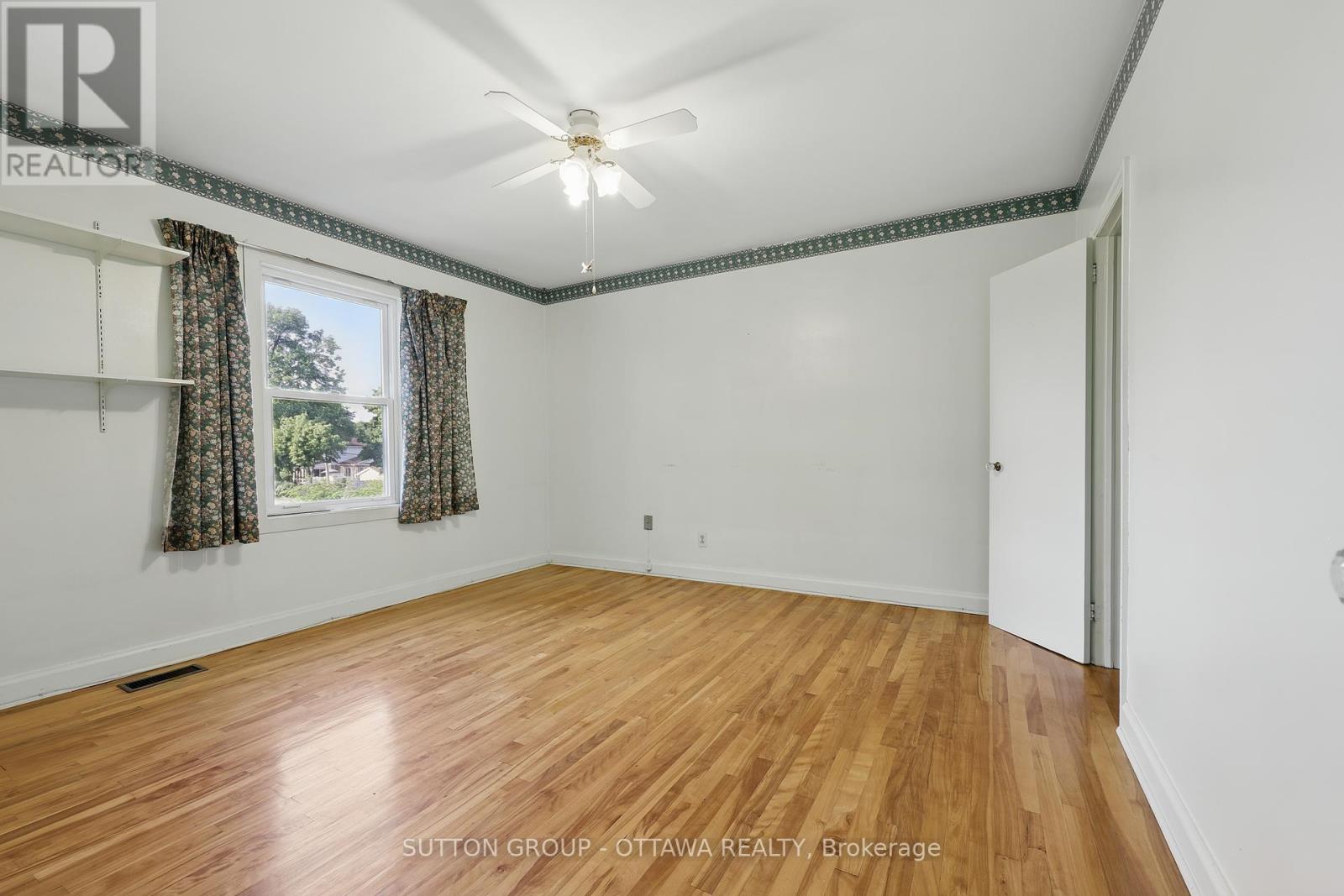 483 Wolffdale Crescent, Ottawa, Ontario  K1K 1N6 - Photo 26 - X12196469