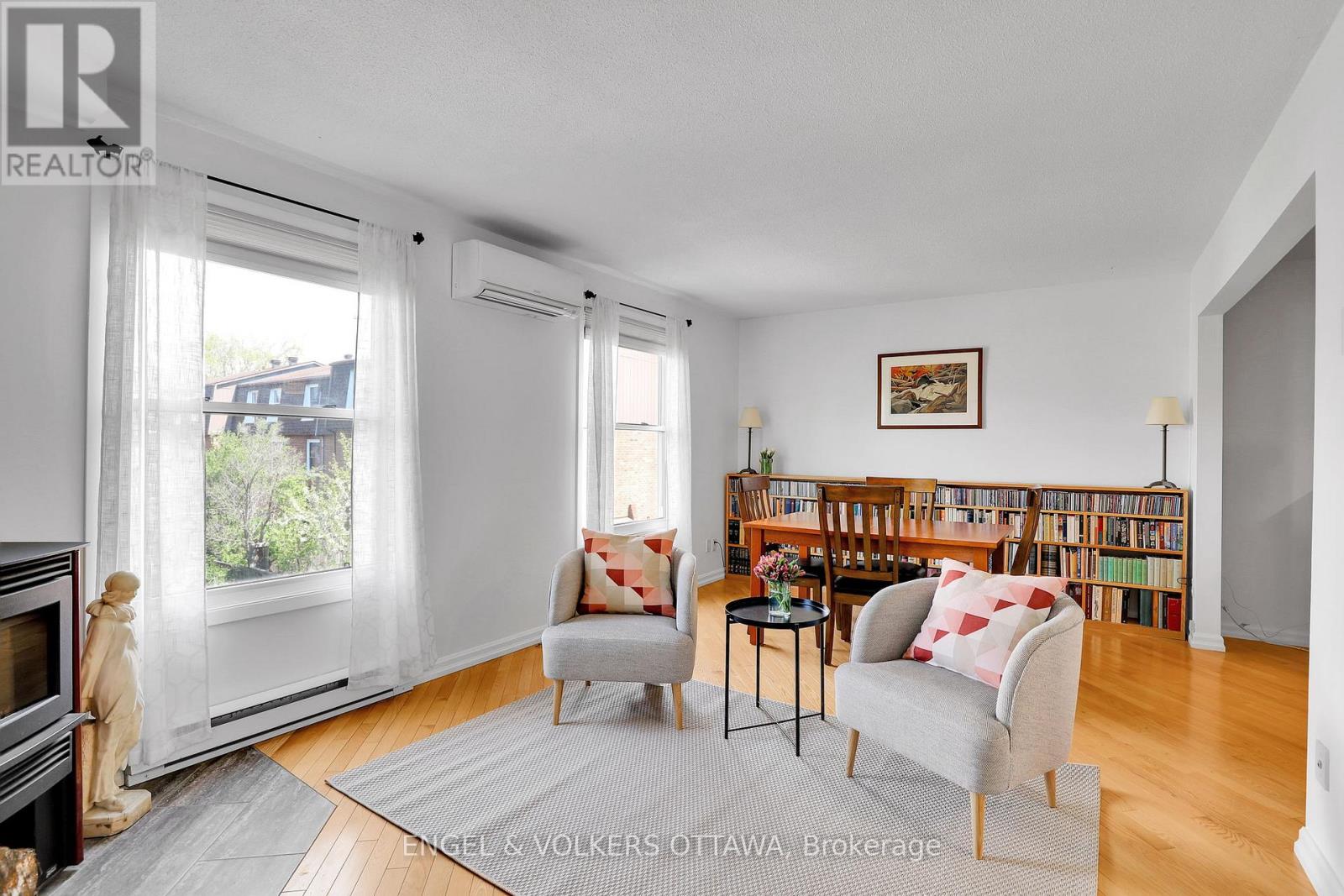 1089 Borden Side Road, Ottawa, Ontario  K2C 3P3 - Photo 7 - X12196511