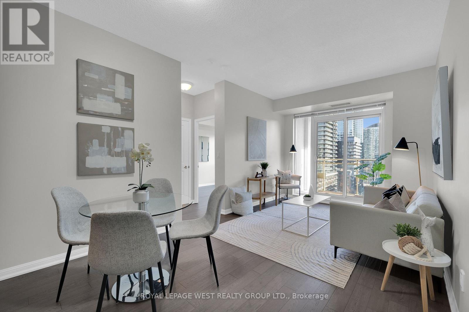 1108 - 628 Fleet Street, Toronto (Niagara), Ontario  M5V 1A8 - Photo 1 - C12196288