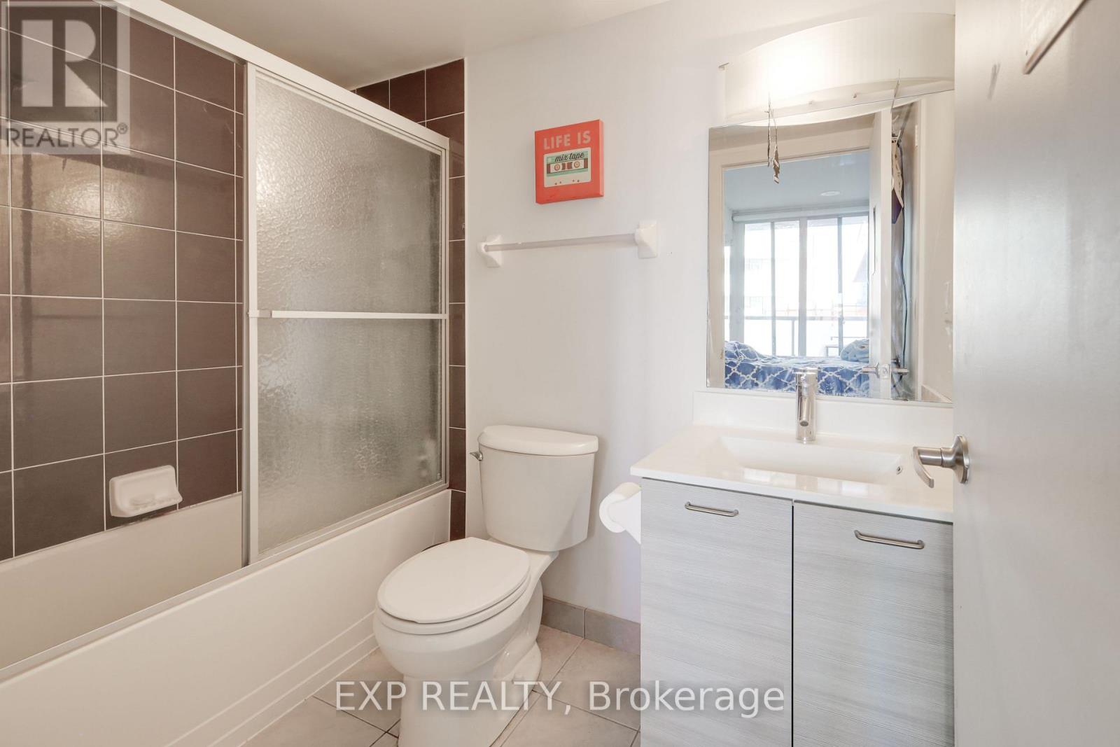 322 - 20 Joe Shuster Way, Toronto, Ontario  M6K 0A3 - Photo 13 - C12196341