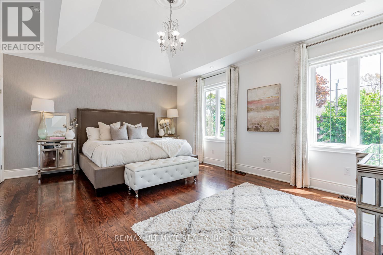 54 Burncrest Drive, Toronto (Bedford Park-Nortown), Ontario  M5M 2Z5 - Photo 18 - C12196343