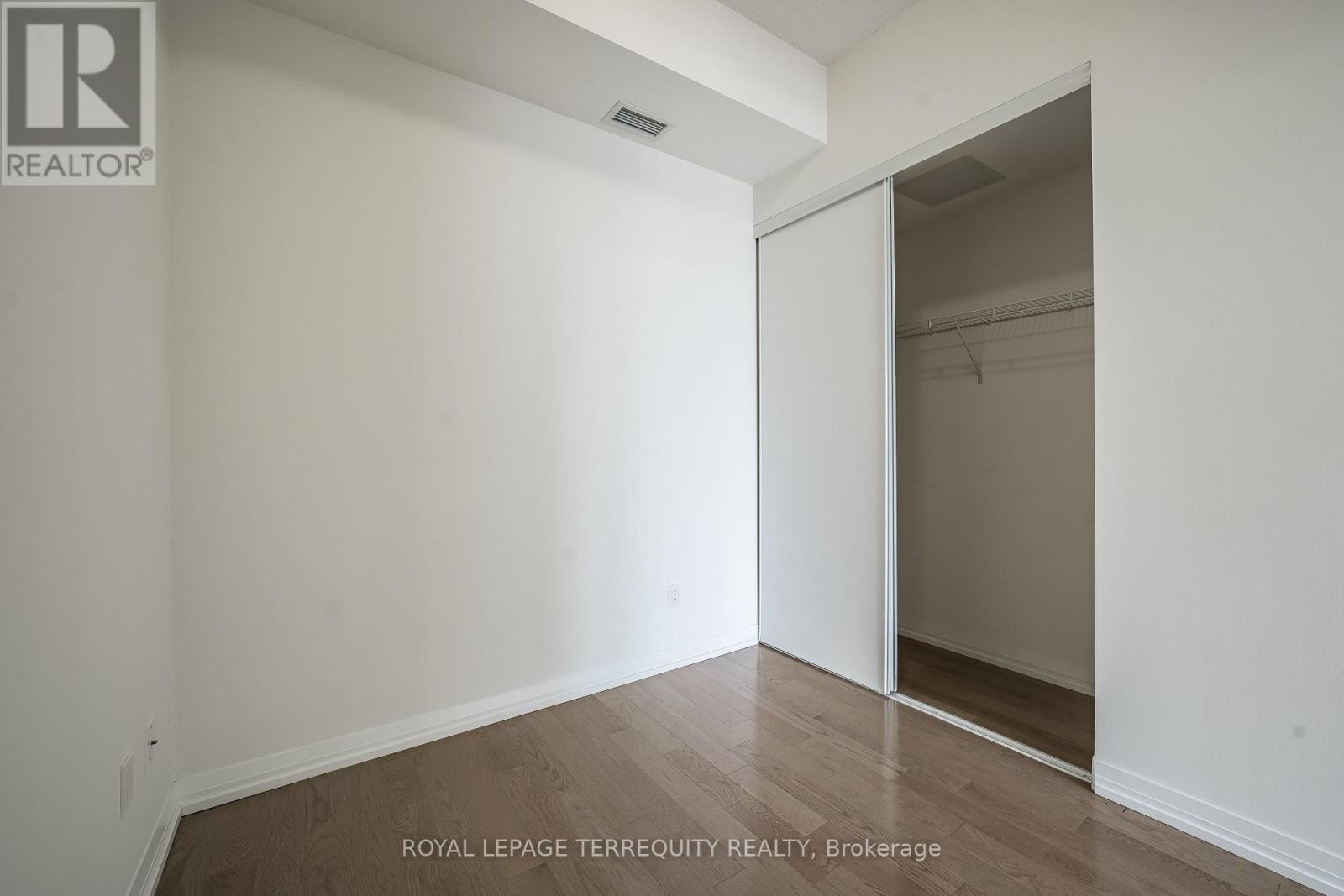 1032 - 460 Adelaide Street E, Toronto, Ontario  M5A 0E7 - Photo 12 - C12196351