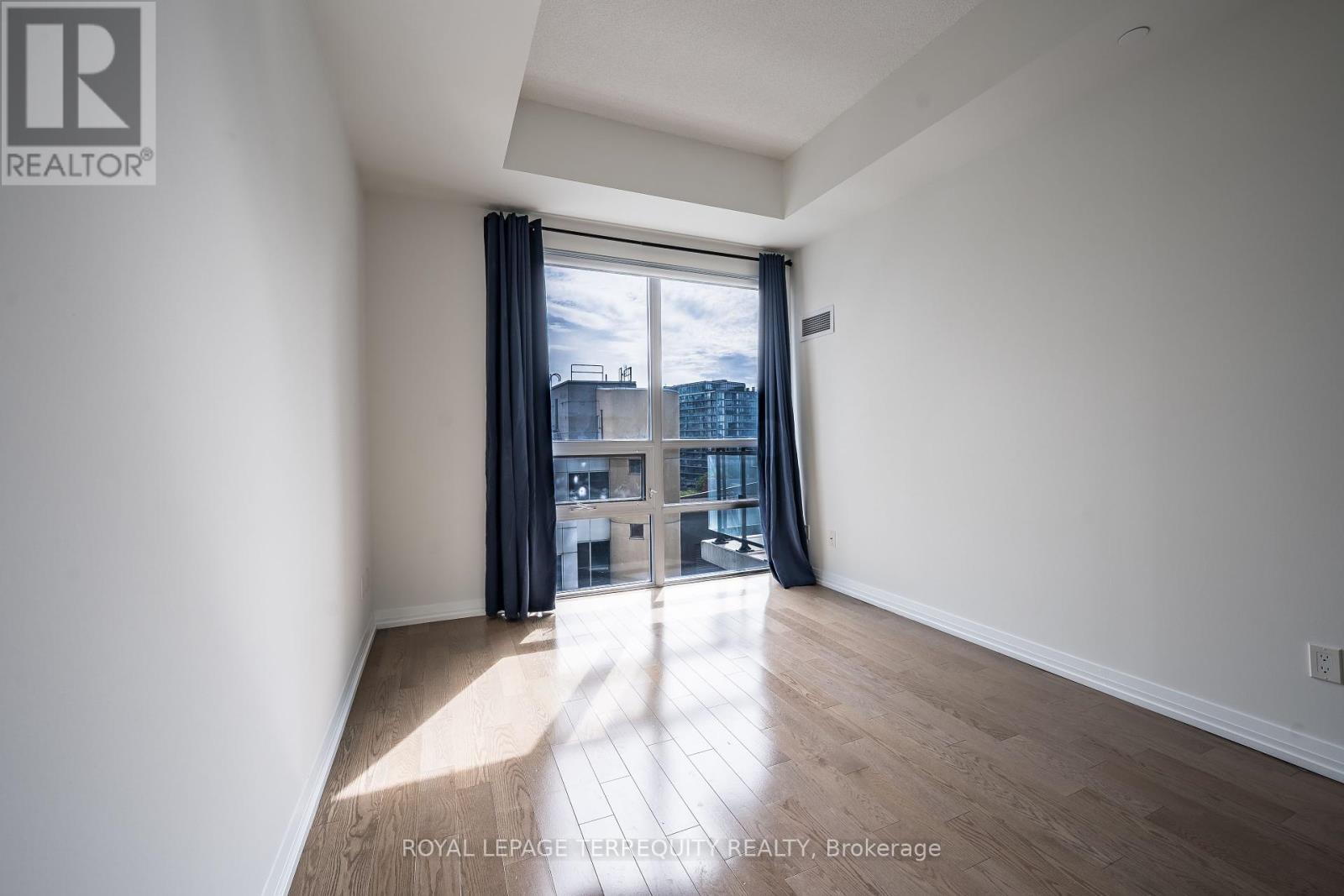 1032 - 460 Adelaide Street E, Toronto, Ontario  M5A 0E7 - Photo 13 - C12196351