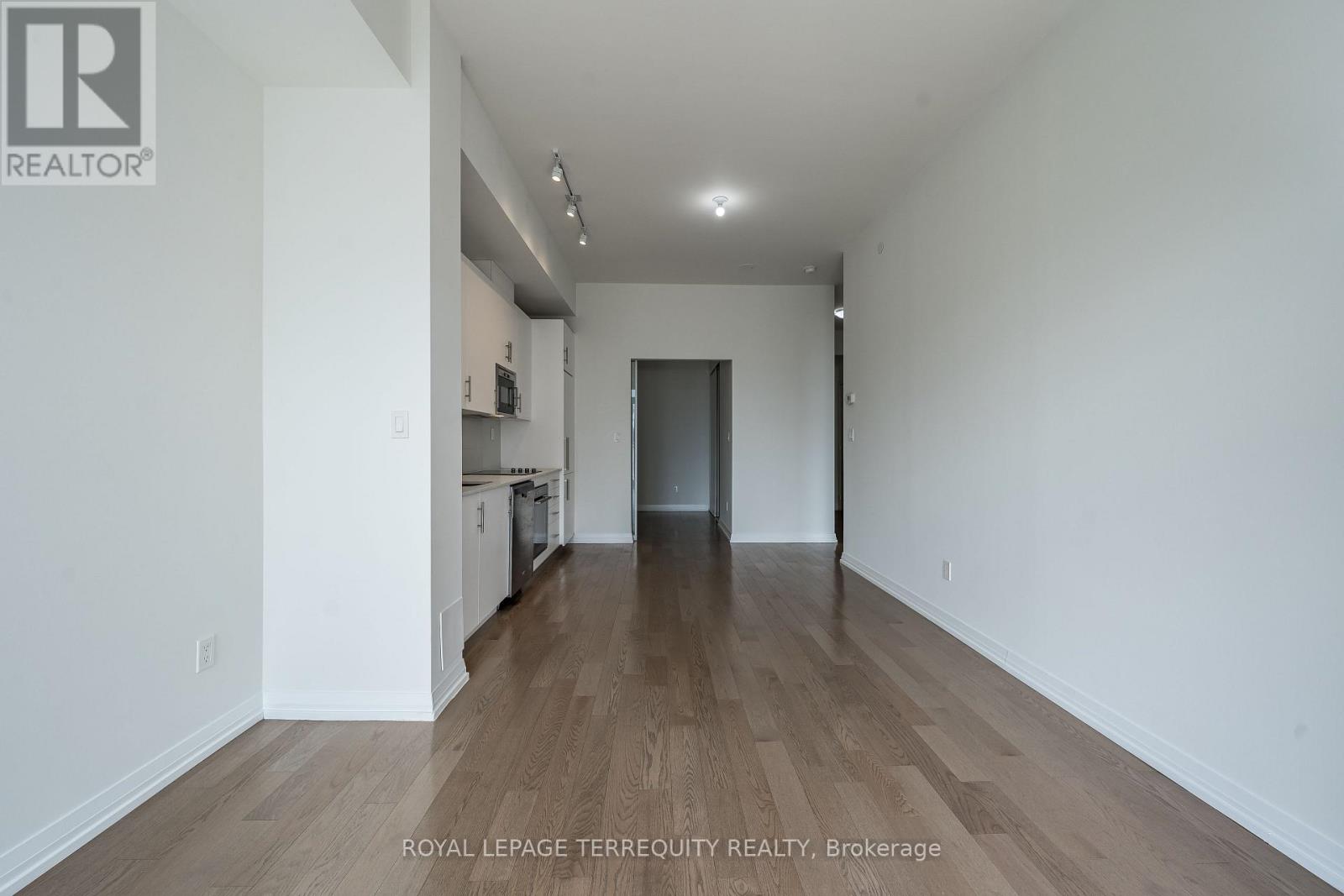 1032 - 460 Adelaide Street E, Toronto, Ontario  M5A 0E7 - Photo 2 - C12196351