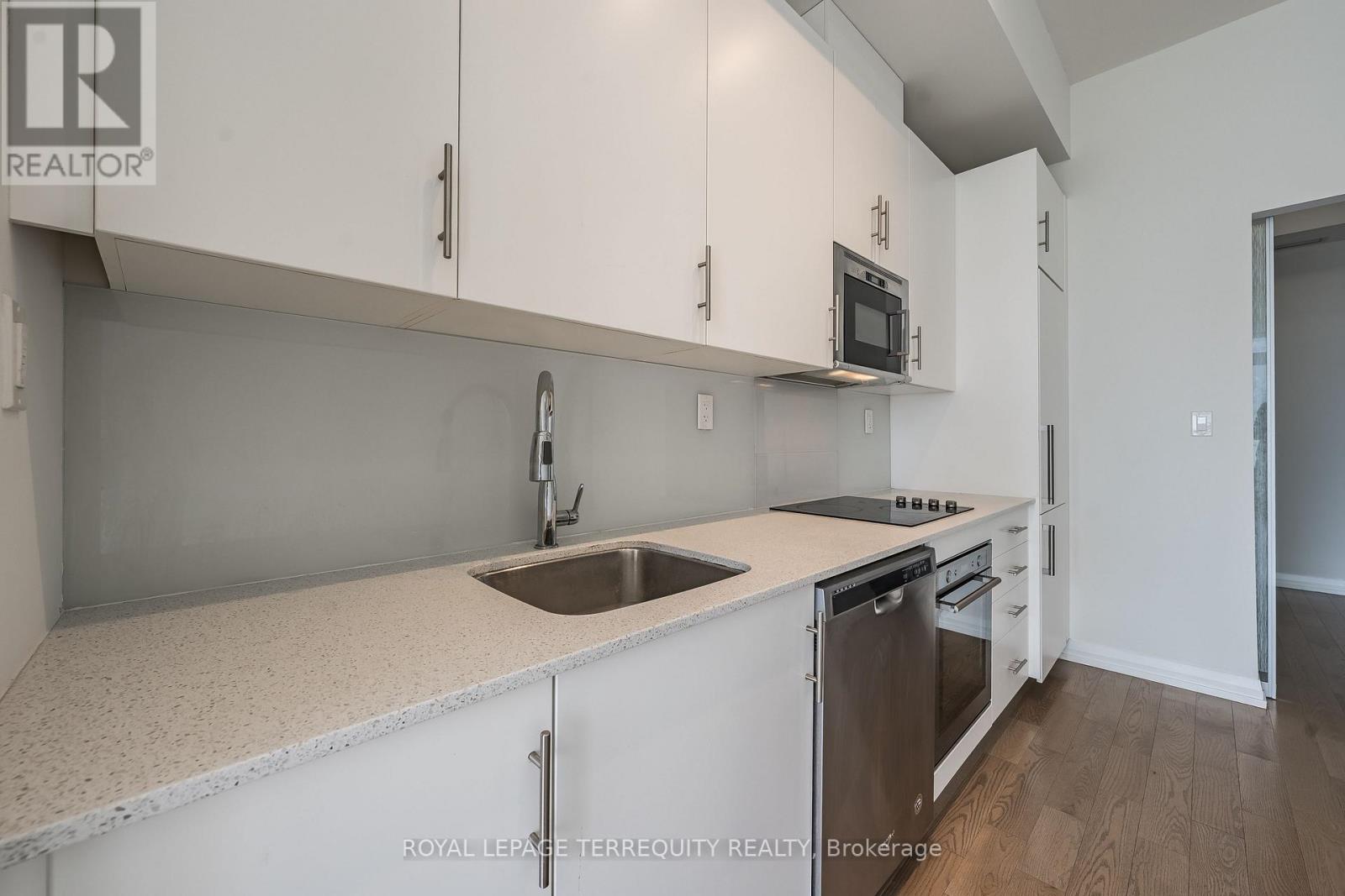 1032 - 460 Adelaide Street E, Toronto, Ontario  M5A 0E7 - Photo 9 - C12196351